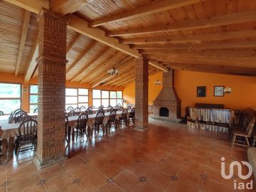 CASA Campestre en Venta, en Club ecológico Rio Belo, a 17 km de Morelia, Michoacán.