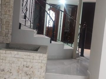 En Venta Casa en los Cipreses, Por Puerta de Hierro