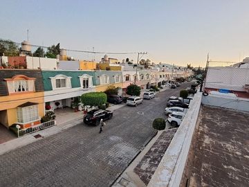 CASA EN VENTA EN CONJUNTO RESIDENCIAL NIZA
