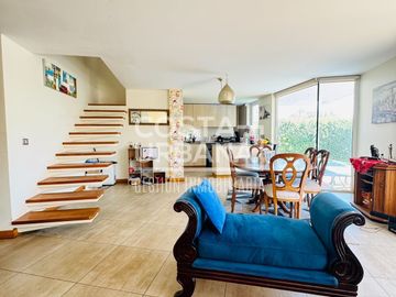 Soleada casa en Viña del Mar Alto