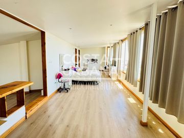 Soleada casa en Viña del Mar Alto