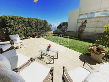 Soleada casa en Viña del Mar Alto