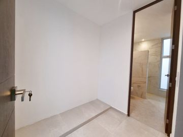 Casa en venta en Col. Nueva Yucatán a estrenar, con excelentes acabados