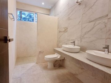 Casa en venta en Col. Nueva Yucatán a estrenar, con excelentes acabados