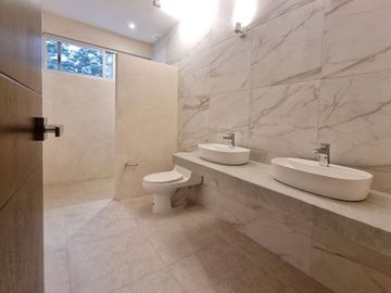 Casa en venta en Col. Nueva Yucatán a estrenar, con excelentes acabados