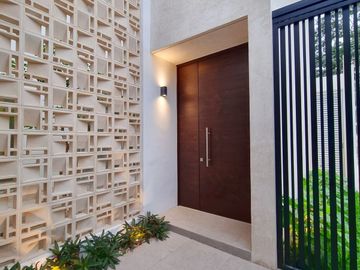 Casa en venta en Col. Nueva Yucatán a estrenar, con excelentes acabados
