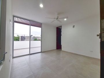Casa en venta en Col. Nueva Yucatán a estrenar, con excelentes acabados