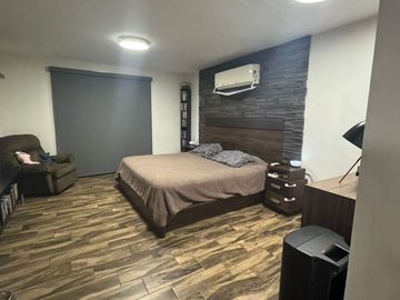 CASA EN VENTA LAS LOMAS SECTOR JARDINES