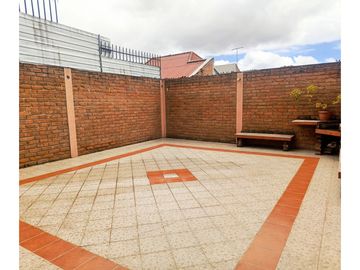 Venta de Casa, Cuenca, El Cebollar 178m²