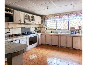 Venta de Casa, Cuenca, El Cebollar 178m²