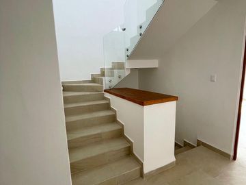 Casa ROS3 en  privada Altanna
