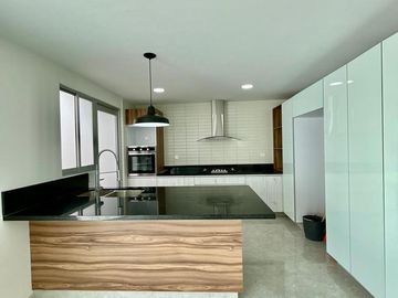 Casa en  Venta en Cholula de 3 recamaras en fraccionamiento cerrado.