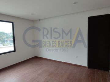 CASA EN VENTA EN FRACCIONAMIENTO LA HERRADURA