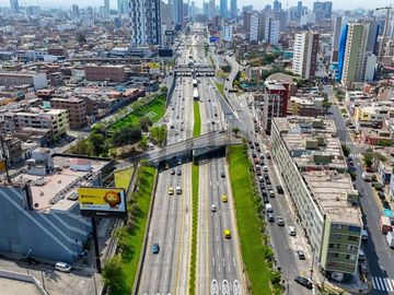 Precio Rebajado Local Comercial + 3 estacionamientos en vía expresa