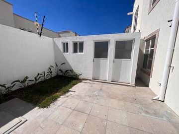 Casa en venta en santa fe Juriquilla