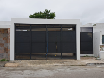 Casa de 1 Planta con 2 Recámaras en el Fraccionamiento Las Américas II Mérida