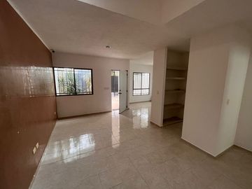 Casa de 1 Planta con 2 Recámaras en el Fraccionamiento Las Américas II Mérida