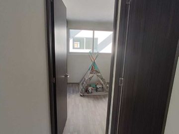 Venta de Departamentos en Edificio en calle Dr. Enrique González Martínez, Sta.