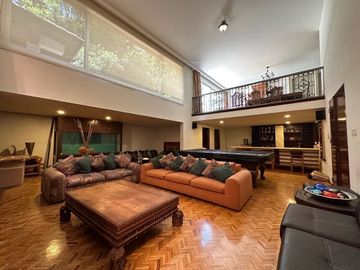 EXCELENTE CASA A LA VENTA EN LOMAS DE CHAPULTEPEC  (S)