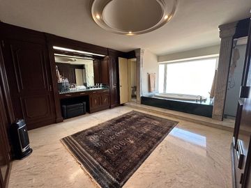 EXCELENTE CASA A LA VENTA EN LOMAS DE CHAPULTEPEC  (S)