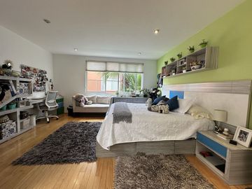 CASA EN CONDOMINIO A LA VENTA EN INTERLOMAS (S)