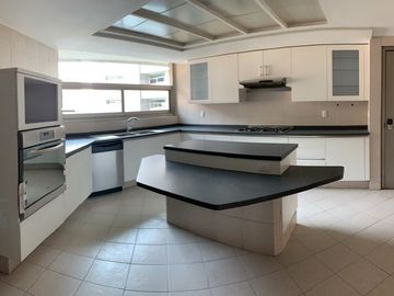 EXCELENTE DEPARTAMENTO A LA VENTA  EN BOSQUE DE TORONJOS (S)