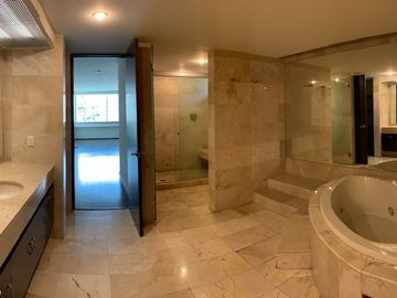 EXCELENTE DEPARTAMENTO A LA VENTA  EN BOSQUE DE TORONJOS (S)