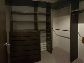 EXCELENTE DEPARTAMENTO A LA VENTA  EN BOSQUE DE TORONJOS (S)