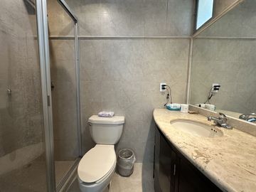 LINDO DEPARTAMENTO A LA VENTA EN VILLA SAUCES EN JESÚS DEL MONTE (S)