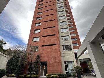 AMPLIO  DEPARTAMENTO EN RESIDENCIAL REAL DEL BOSQUE (S)
