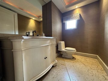 AMPLIO  DEPARTAMENTO EN RESIDENCIAL REAL DEL BOSQUE (S)