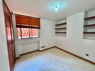 Apto en venta Barrio la Flora