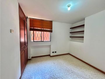 Apto en venta Barrio la Flora