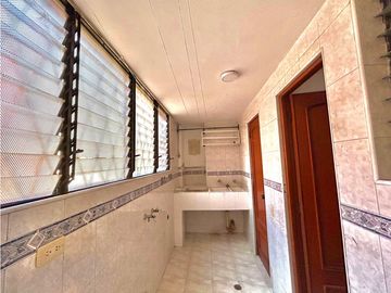 Apto en venta Barrio la Flora
