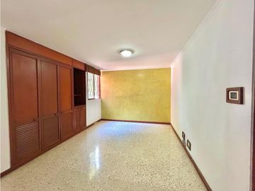 Apto en venta Barrio la Flora