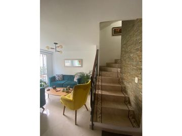 CASA EN CONJUNTO RESIDENCIAL MODELIA, BOGOTA