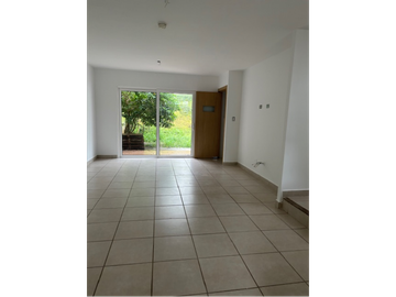 VENDO CASA EN PH VICTORIA EN  BRISAS DEL GOLF