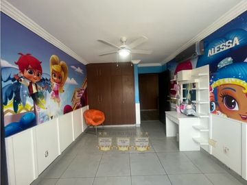 OPORTUNIDAD Venta casa en Brisas del Golf con Piscina