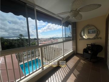 OPORTUNIDAD Venta casa en Brisas del Golf con Piscina