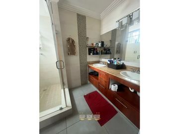 OPORTUNIDAD Venta casa en Brisas del Golf con Piscina
