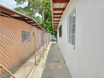Venta de casa en Cerro Viento con Jardin