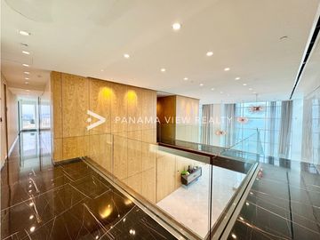 PACIFIC POINT PENTHOUSE / PUNTA PACIFICA / VENTA