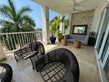 Apartamento en playa Bijao - Torre Balboa - Panama