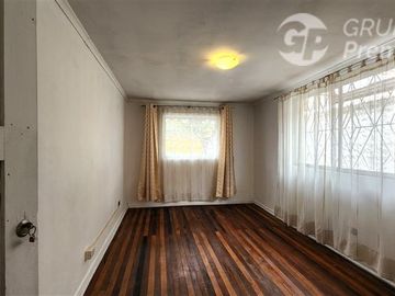 Casa en Venta en A escasos minutos del metro Lo Martínez