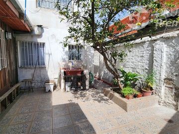 Casa en Venta en A escasos minutos del metro Lo Martínez