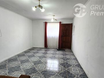 Casa en Venta en A escasos minutos del metro Lo Martínez
