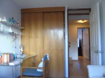 Hermosa Casa Familiar con Piscina en Las Condes