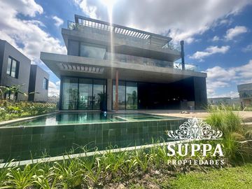 Casa en venta  El Yacht Nordelta