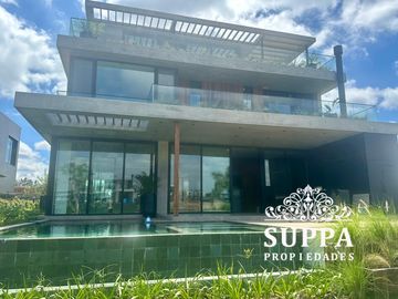 Casa en venta  El Yacht Nordelta