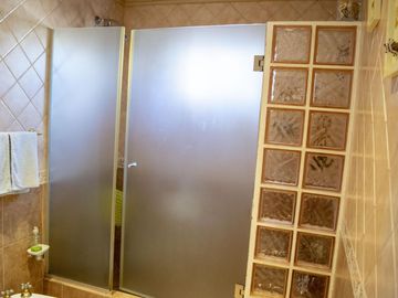 Casa de 4 ambientes en venta en Martinez